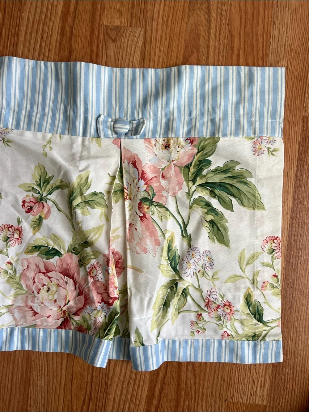 Waverly Striped Floral Valance Rod Pocket